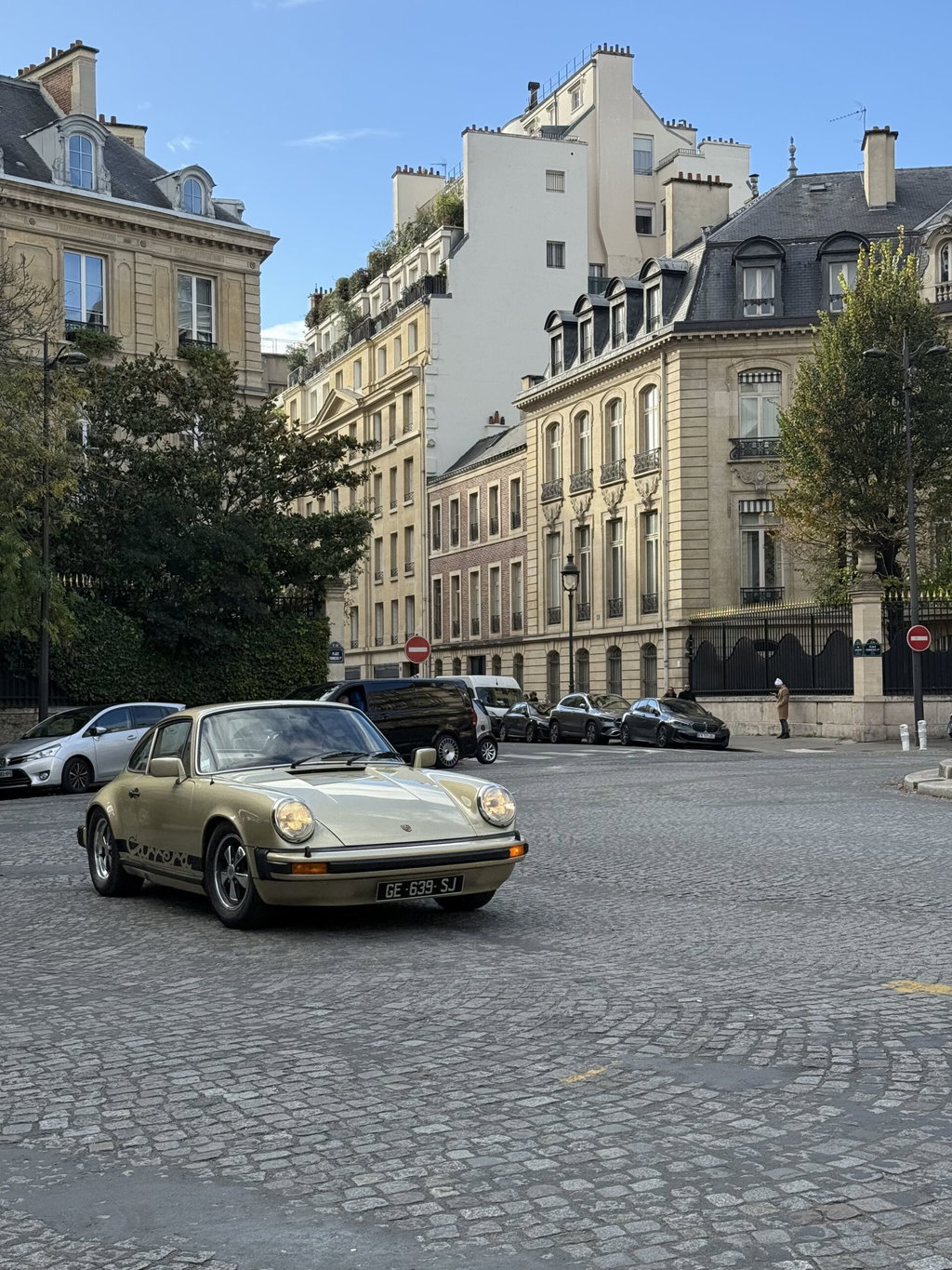Porsche 911 Carrera 3.0