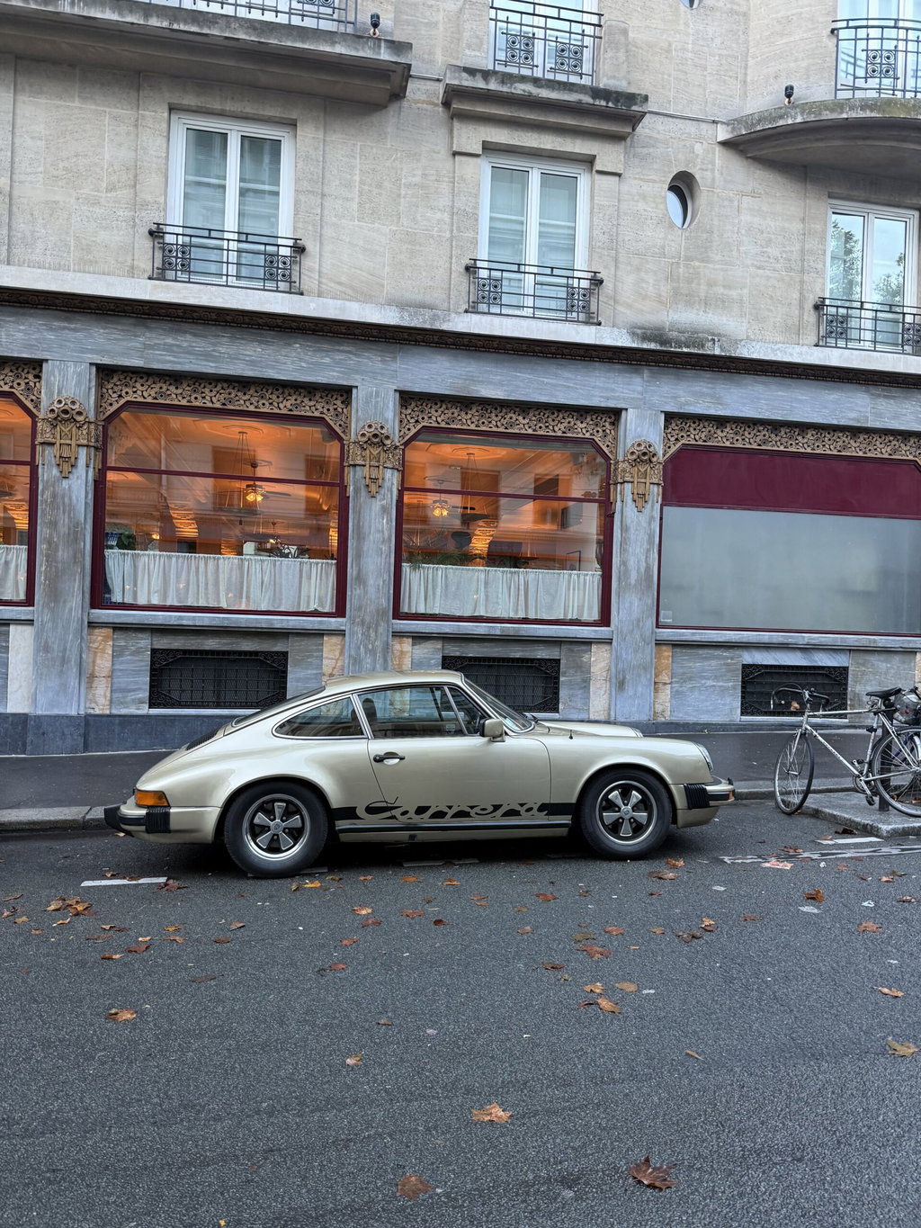 Porsche 911 Carrera 3.0