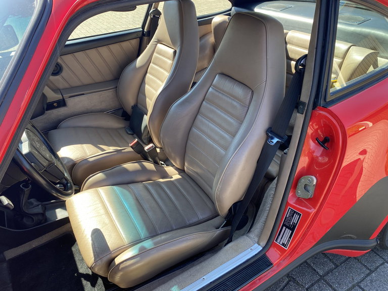 Porsche 911 Turbo 3.3