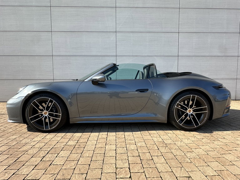 Porsche 992.2 Carrera