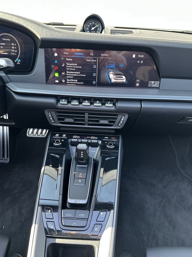 Porsche 992.2 Carrera