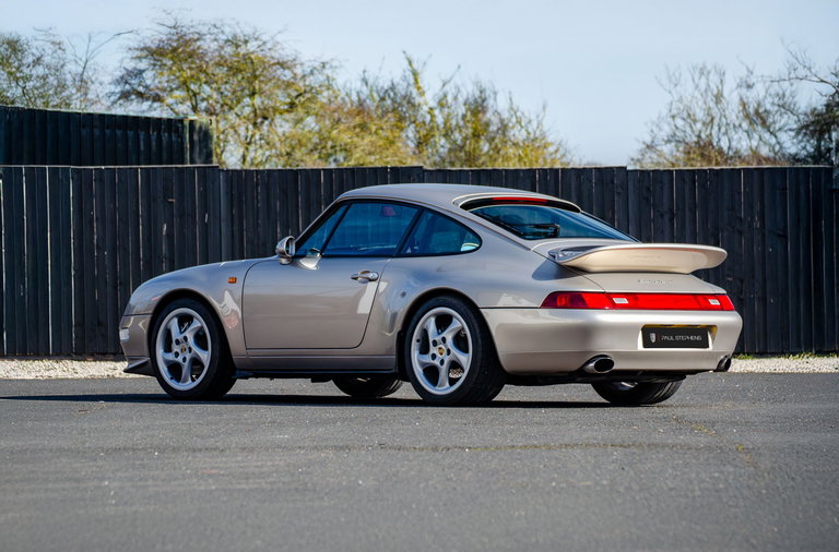 Porsche 993 Carrera 4