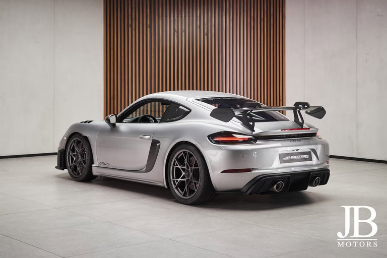 Porsche 718 Cayman GT4 RS