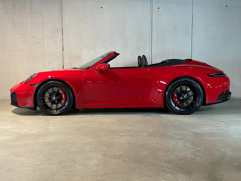 Porsche 992.2 Carrera GTS