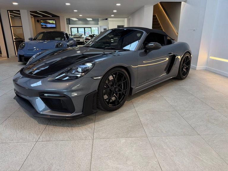 Porsche 718 Spyder RS
