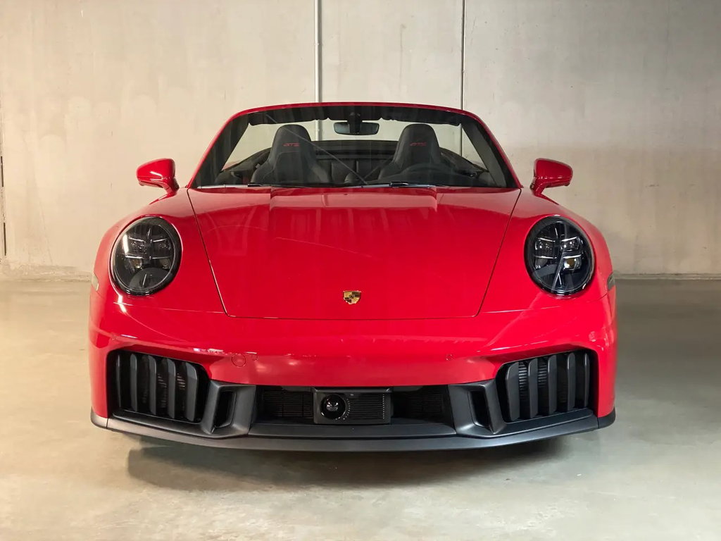 Porsche 992.2 Carrera GTS