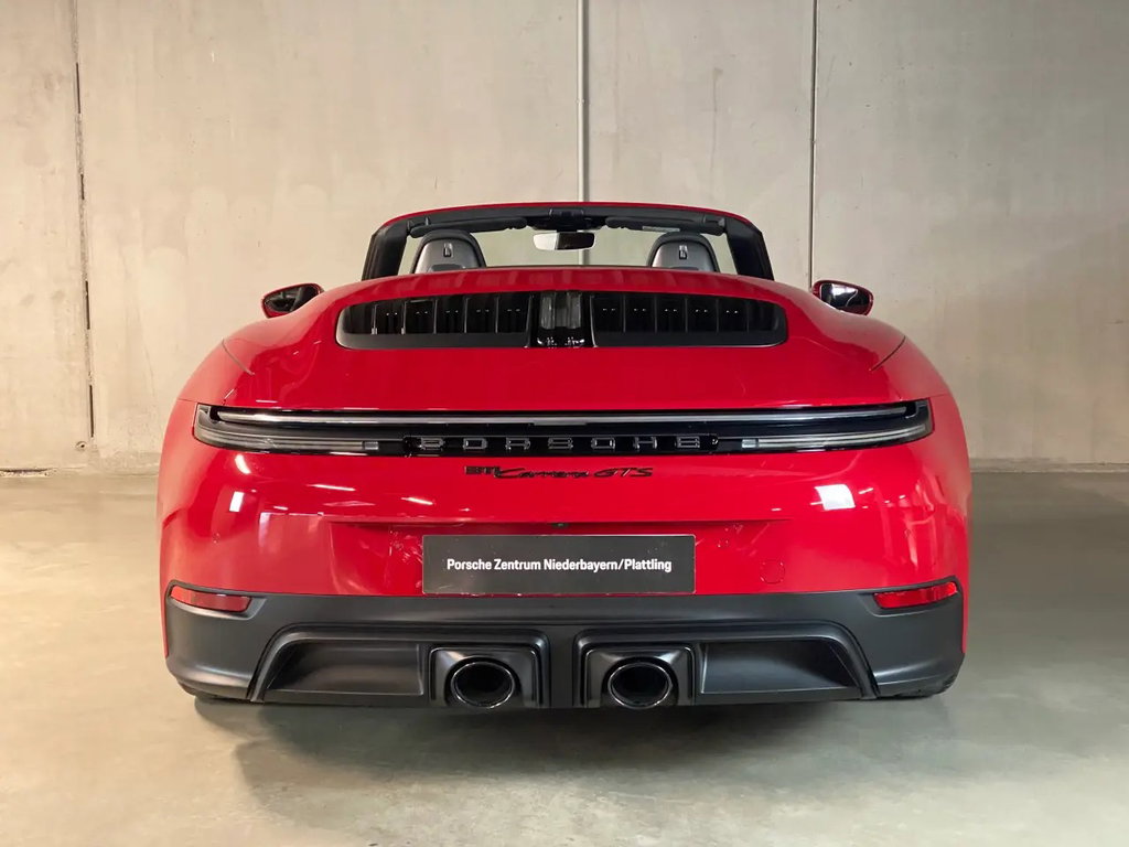 Porsche 992.2 Carrera GTS