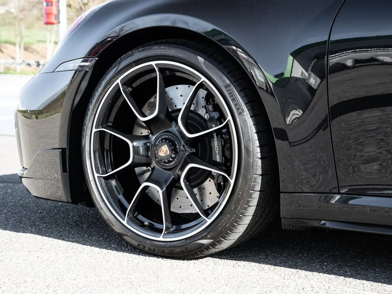 Porsche 992 Turbo
