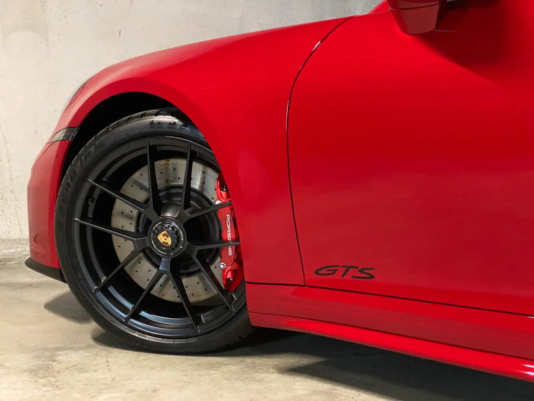Porsche 992.2 Carrera GTS