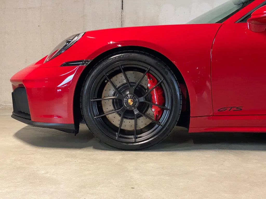 Porsche 992.2 Carrera GTS