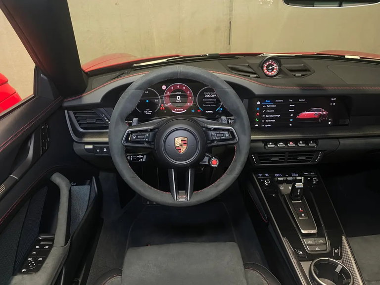 Porsche 992.2 Carrera GTS