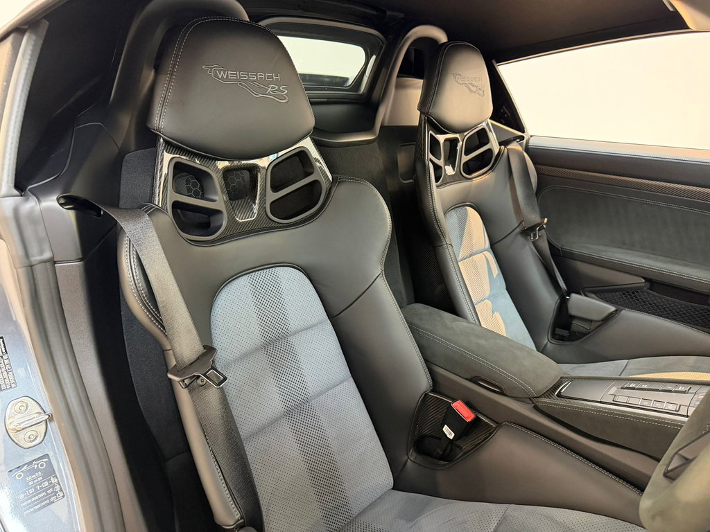 Porsche 718 Spyder RS