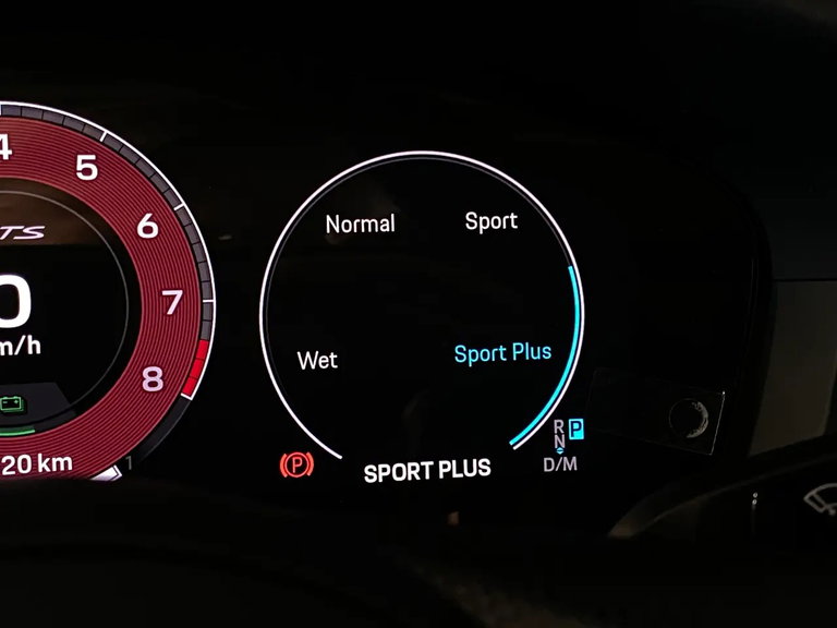 Porsche 992.2 Carrera GTS