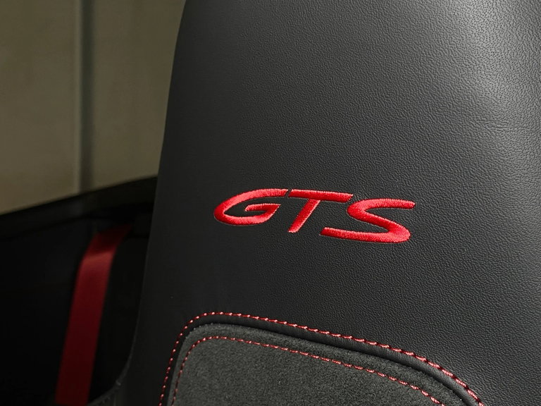 Porsche 992.2 Carrera GTS