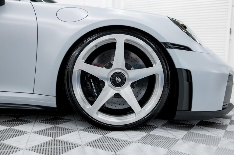 Porsche 992.2 GT3 Touring