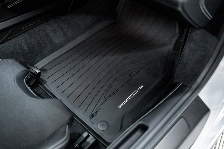 Porsche 992.2 GT3 Touring