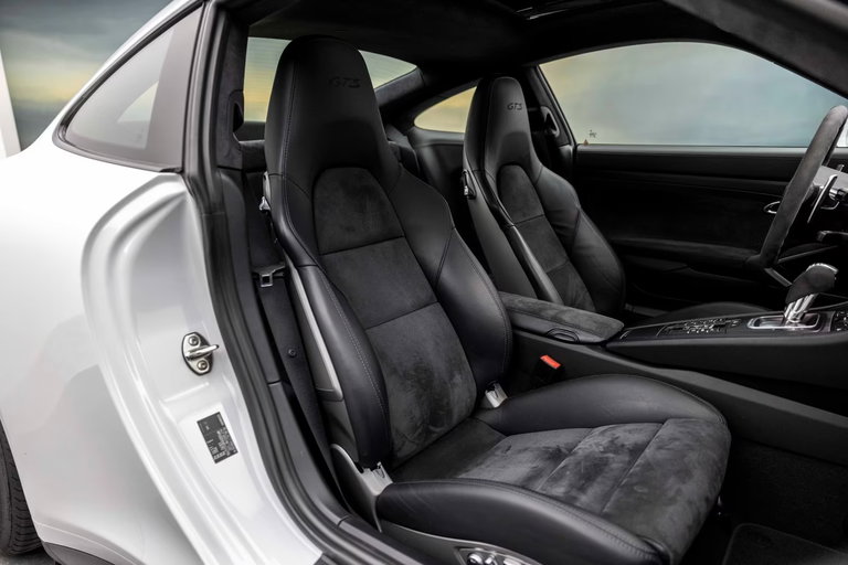 Porsche 991 Carrera GTS