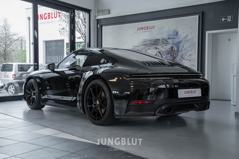 Porsche 992 Carrera T