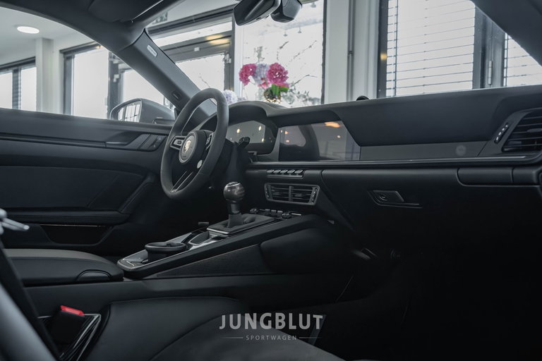 Porsche 992 Carrera T