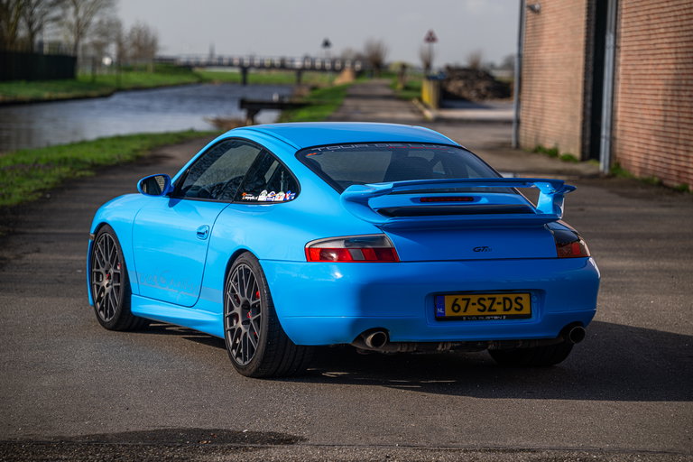 Porsche 996 Carrera
