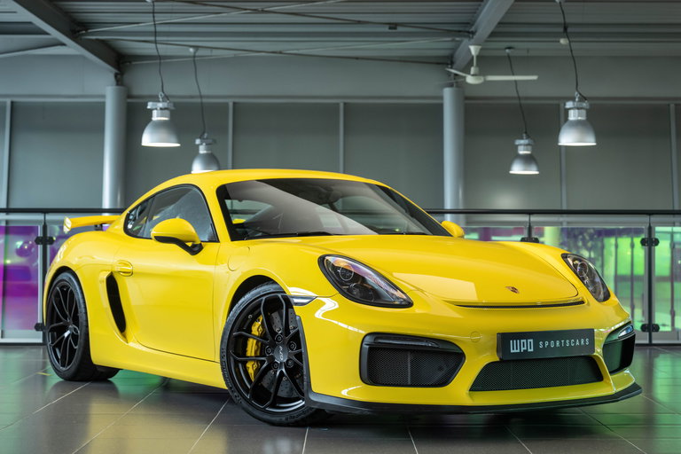 Porsche 981 Cayman GT4