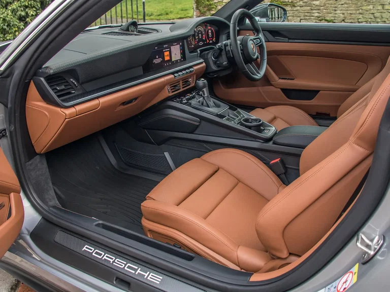 Porsche 992.2 GT3 Touring