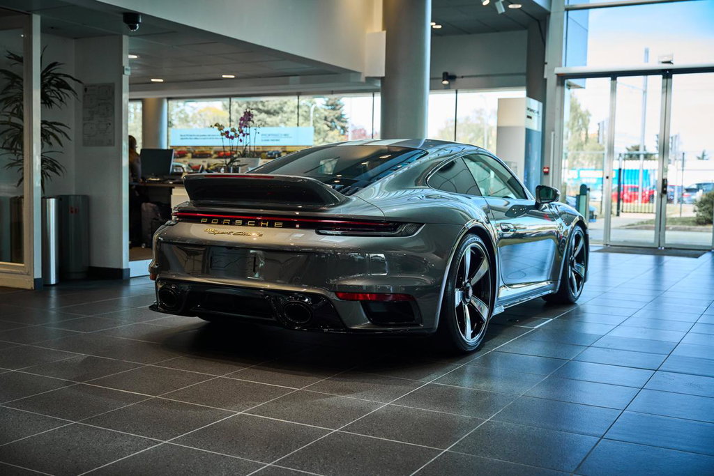 Porsche 992 Sport Classic