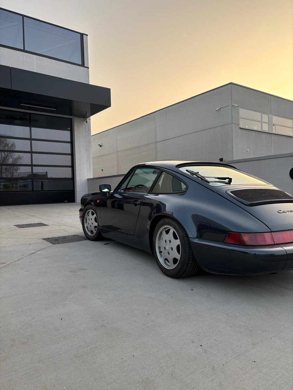 Porsche 964 Carrera 4
