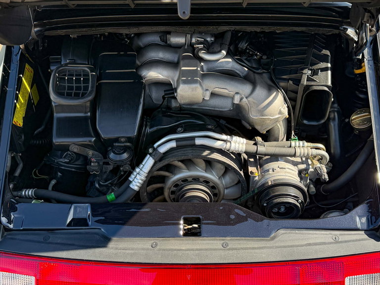 Porsche 993 Carrera 4