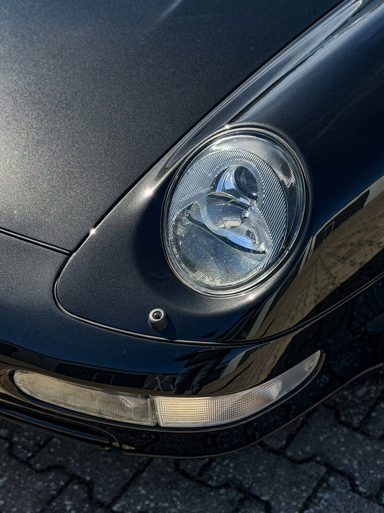 Porsche 993 Carrera 4