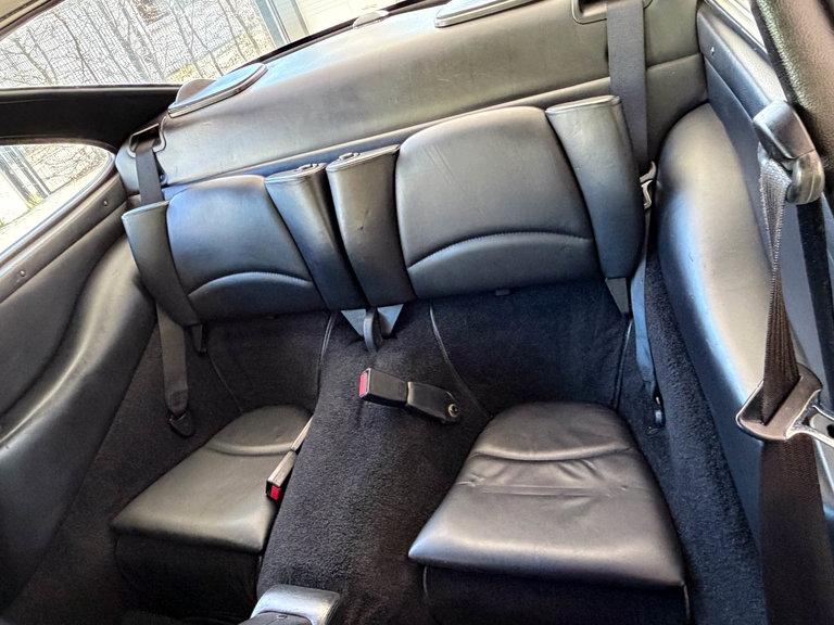 Porsche 993 Carrera 4