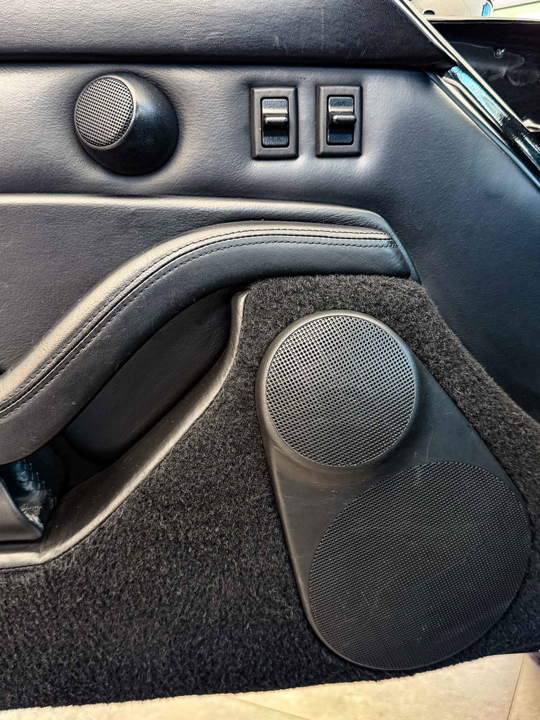 Porsche 993 Carrera 4