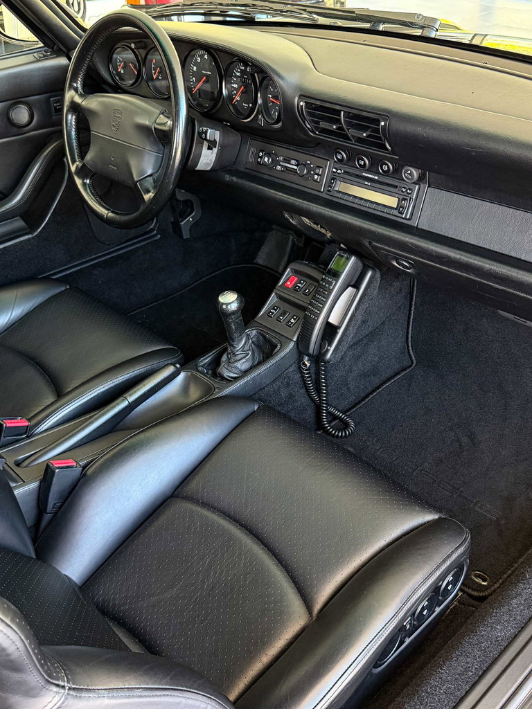 Porsche 993 Carrera 4