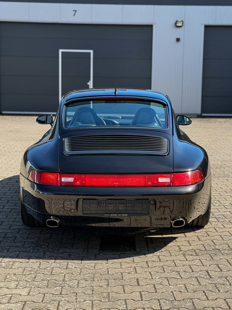 Porsche 993 Carrera 4
