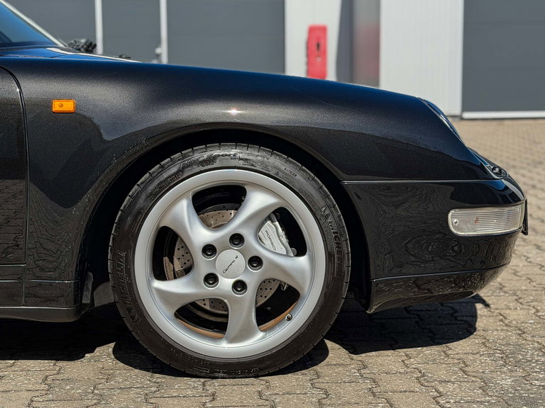 Porsche 993 Carrera 4