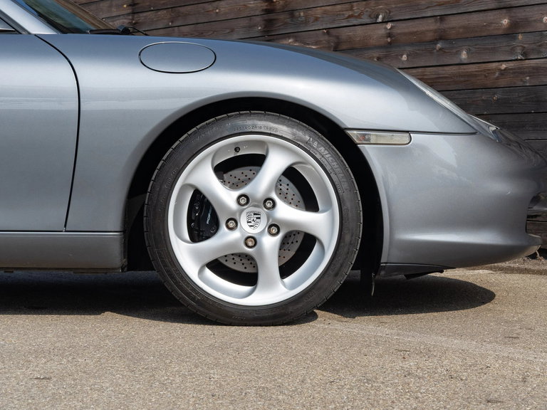 Porsche 996.2 Carrera