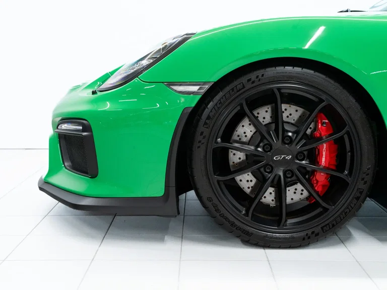 Porsche 981 Cayman GT4