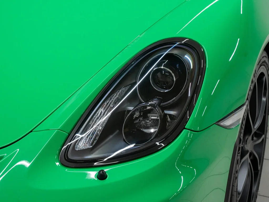 Porsche 981 Cayman GT4