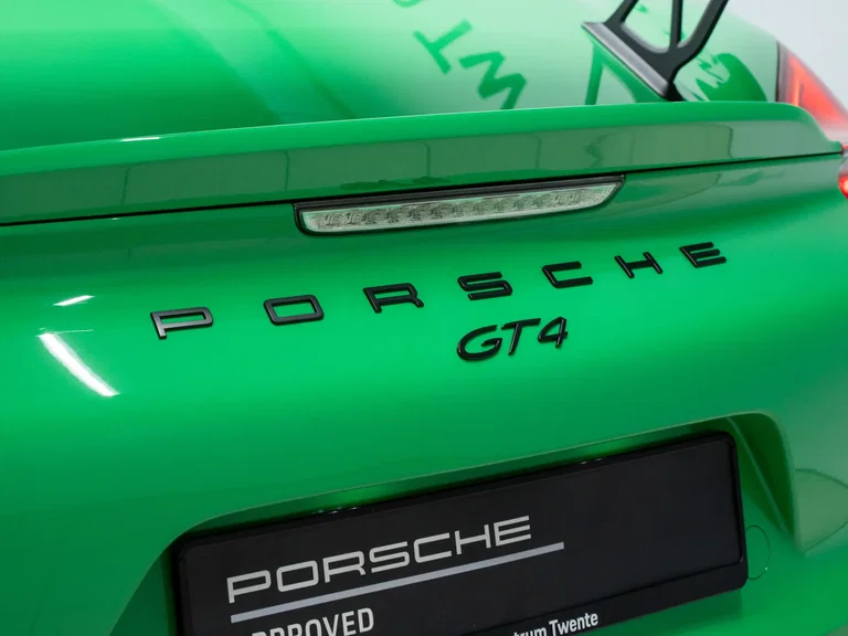 Porsche 981 Cayman GT4