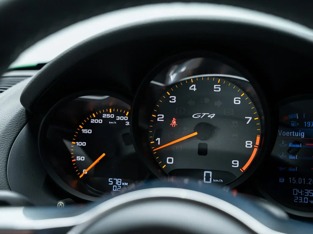 Porsche 981 Cayman GT4