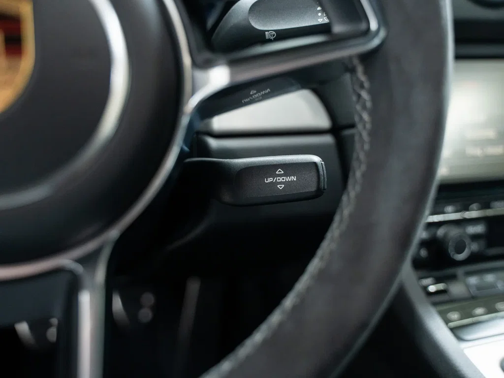 Porsche 981 Cayman GT4