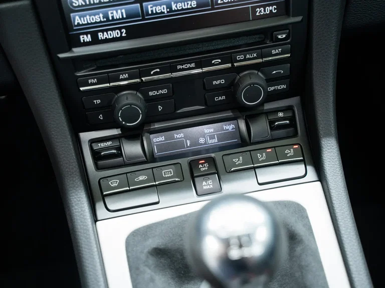 Porsche 981 Cayman GT4