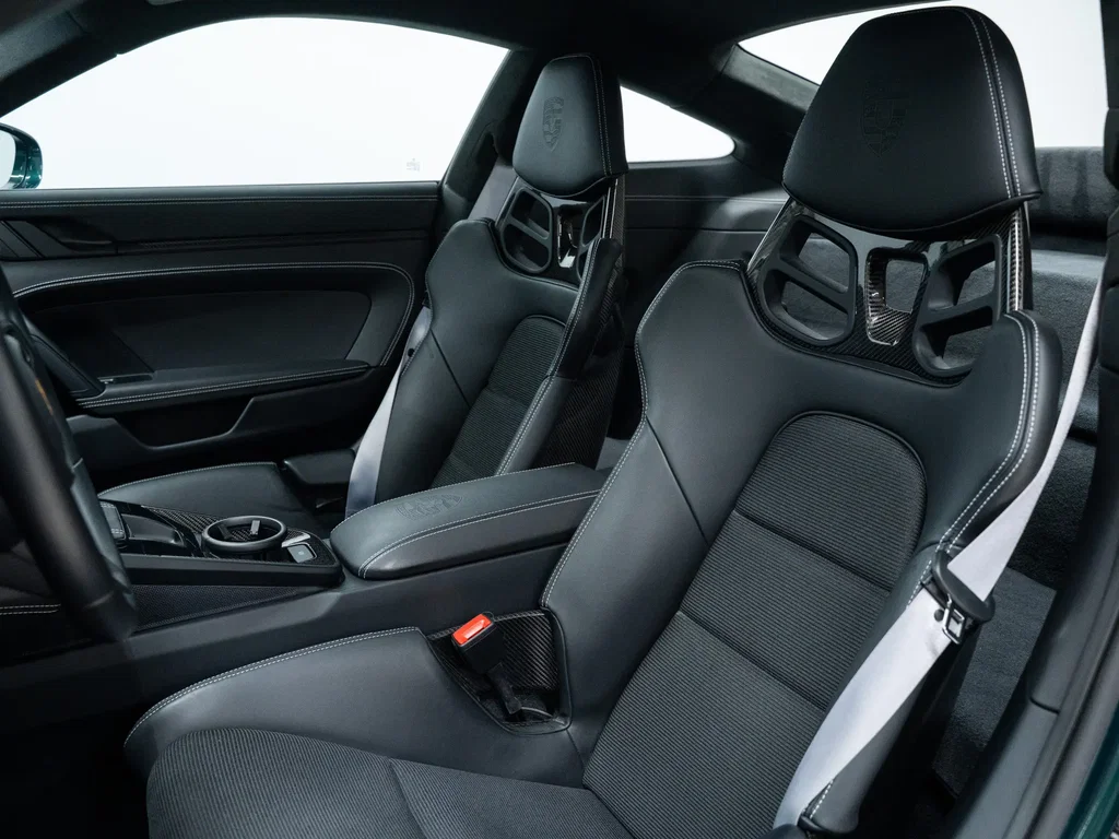 Porsche 992 GT3 Touring