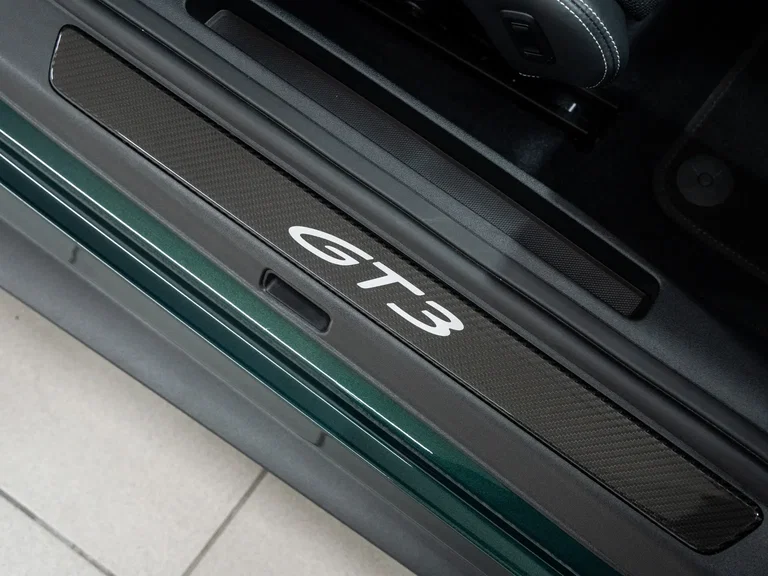 Porsche 992 GT3 Touring