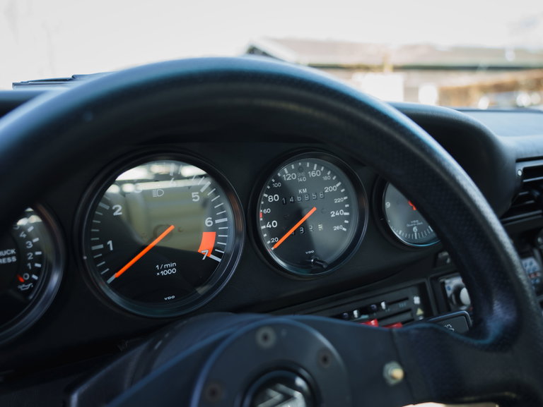 Porsche 911 Carrera 3.2 (US)