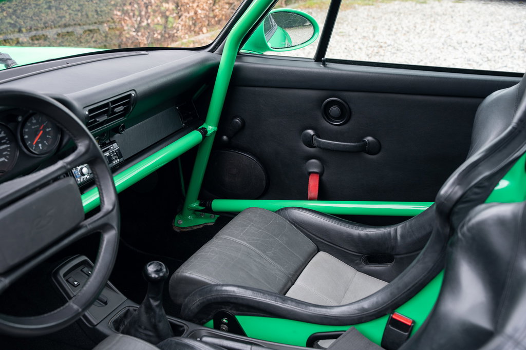 Porsche 964 Carrera RS