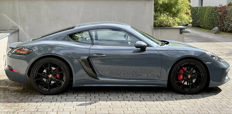 Porsche 718 Cayman S