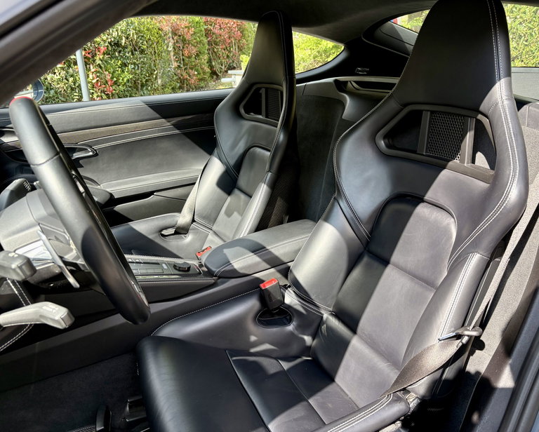 Porsche 718 Cayman S