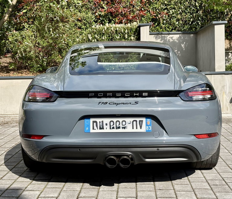 Porsche 718 Cayman S