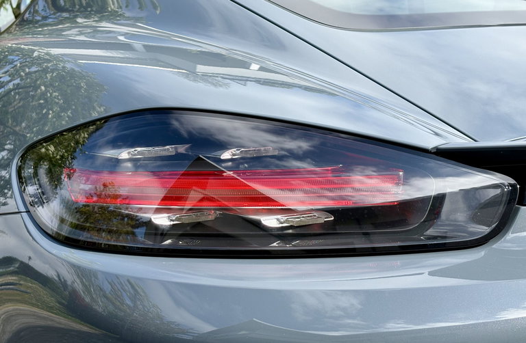 Porsche 718 Cayman S